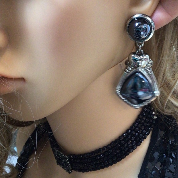 (2) Pairs Chunky Dangle Statement Clip-On Earrings - Picture 9 of 9